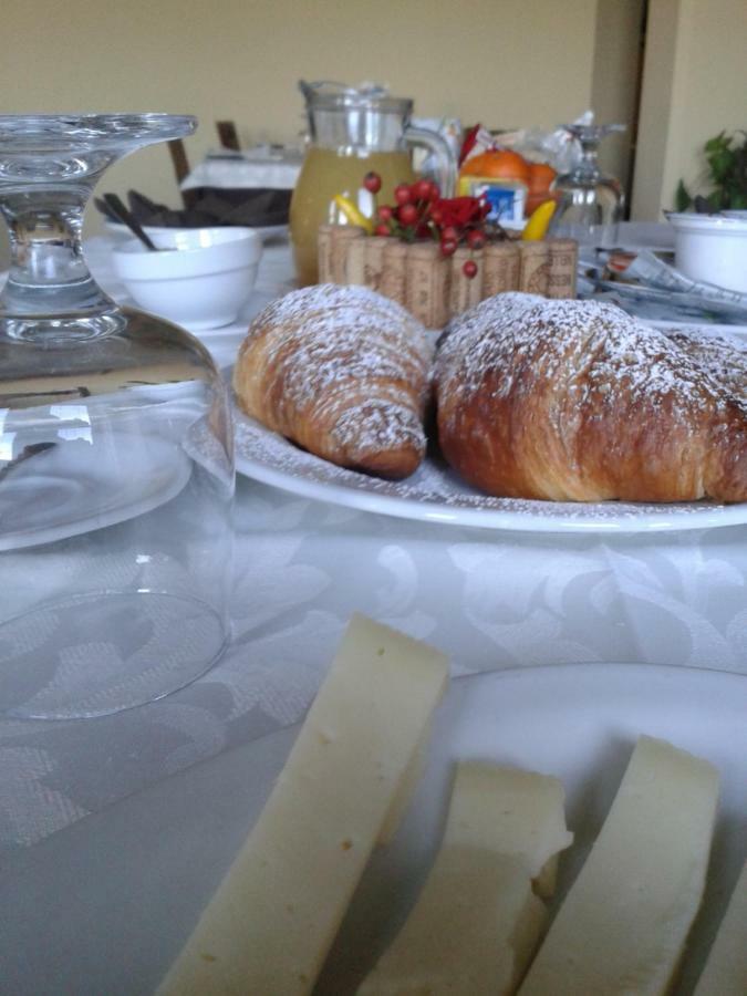Locanda "Alla Rosa" Lusiana ภายนอก รูปภาพ